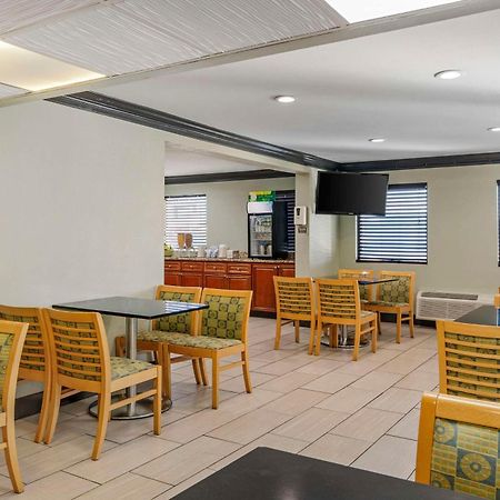 Quality Inn & Suites Morrow Atlanta South Екстер'єр фото