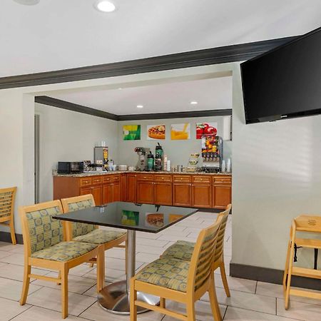 Quality Inn & Suites Morrow Atlanta South Екстер'єр фото
