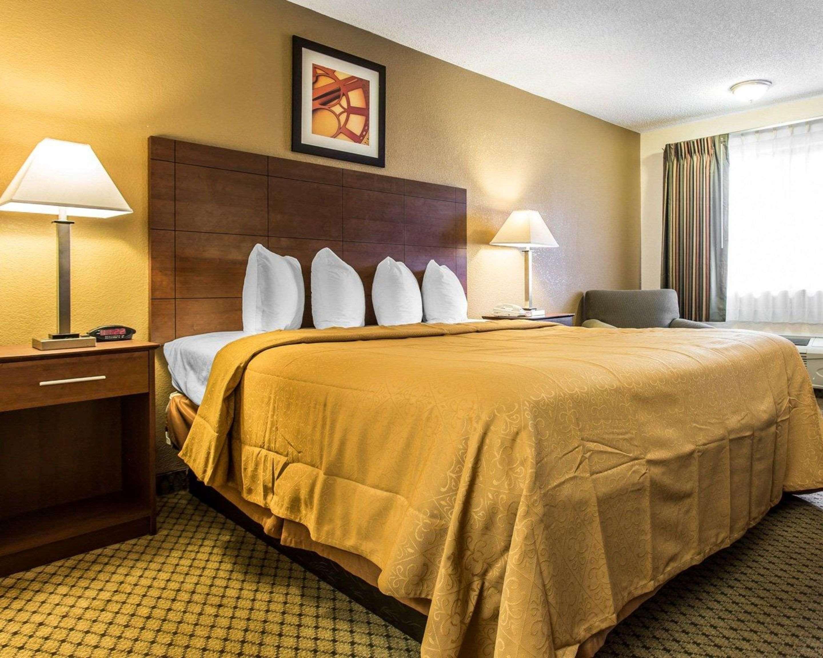Quality Inn & Suites Morrow Atlanta South Екстер'єр фото