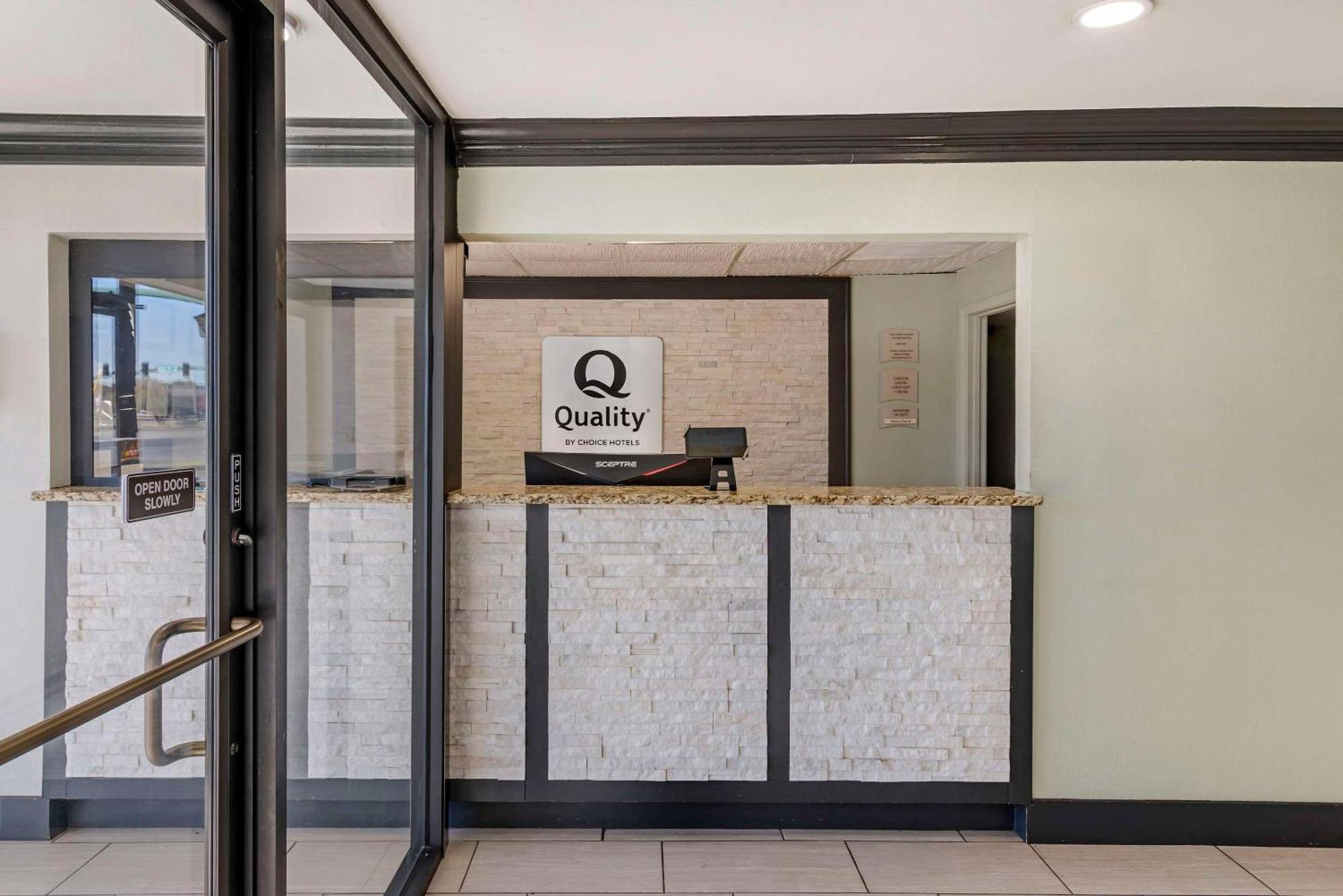 Quality Inn & Suites Morrow Atlanta South Екстер'єр фото
