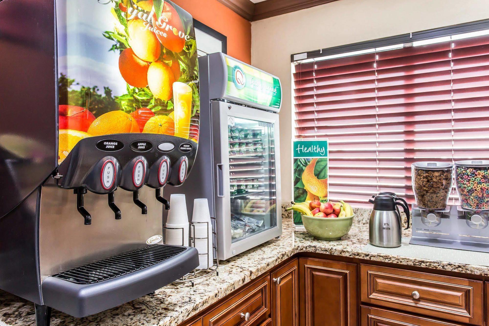 Quality Inn & Suites Morrow Atlanta South Екстер'єр фото